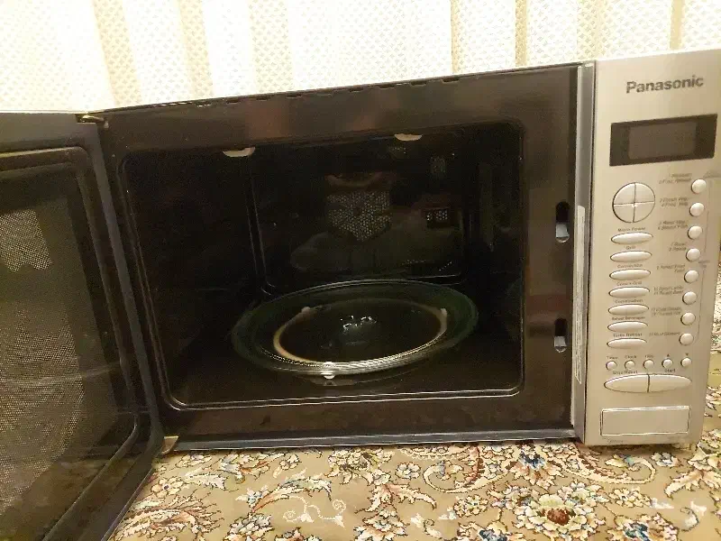ماکروویو ماکروفر پاناسونیک اصل|اجاق گاز و لوازم برقی پخت‌وپز|تهران, شهمیرزادی|دیوار