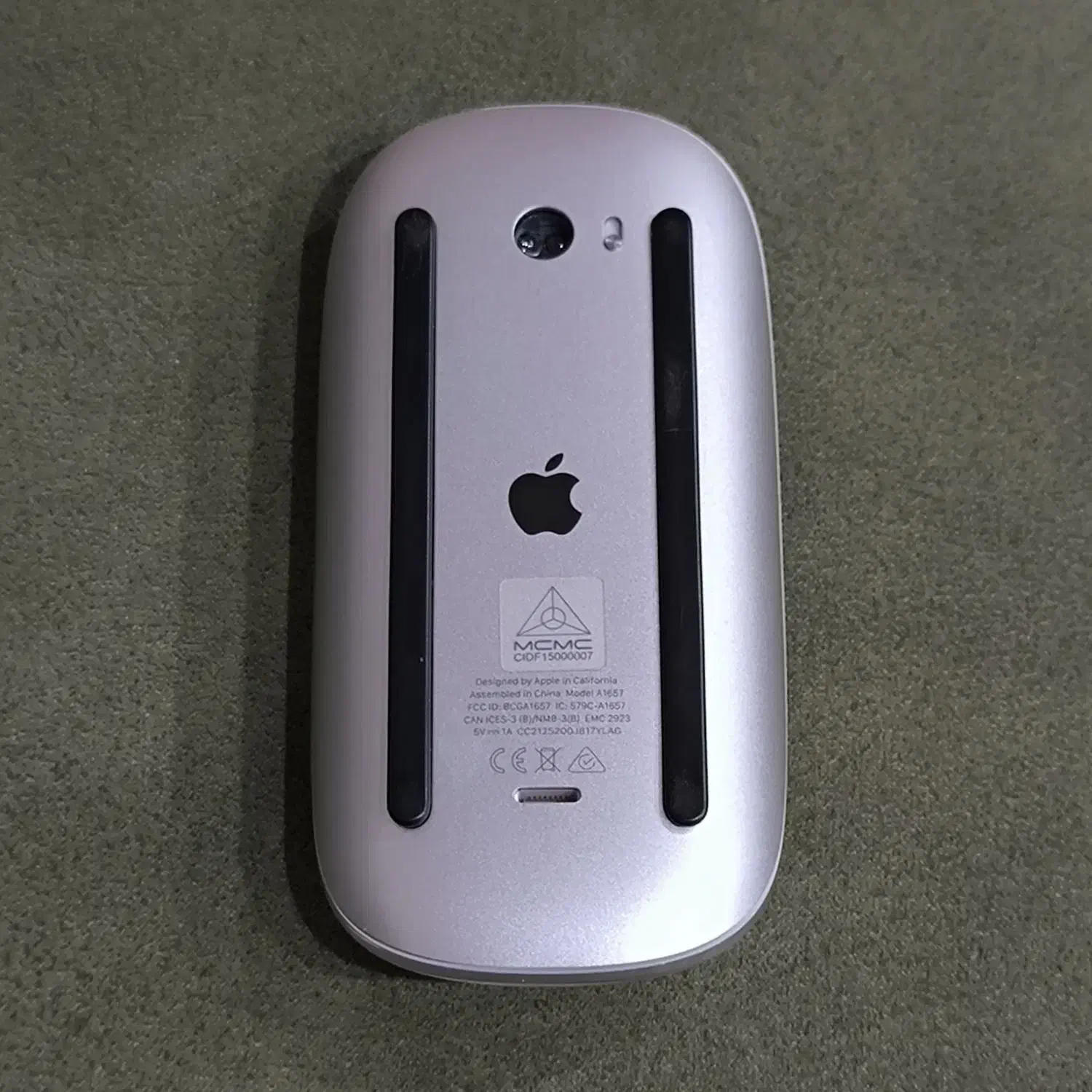 موس اپل Magic Mouse 2 در حد نو (توضیحات بخونید)|قطعات و لوازم جانبی رایانه|کرمانشاه, |دیوار