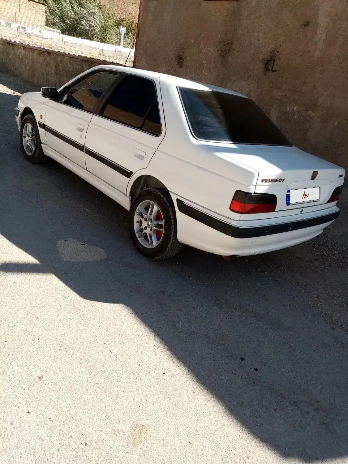 پژو پارس مدل 93|خودرو سواری و وانت|شاهین‌شهر, شهرک گلدیس|دیوار