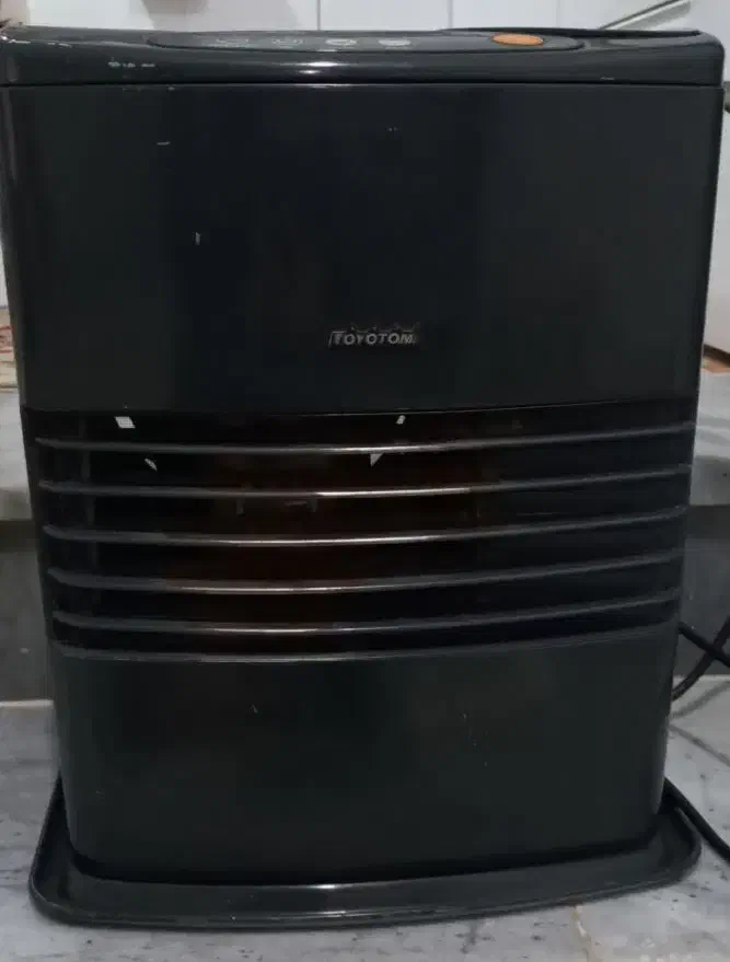 بخاری نفتی وبرقی تویوتومی|بخاری، هیتر، شومینه|آبدانان, |دیوار