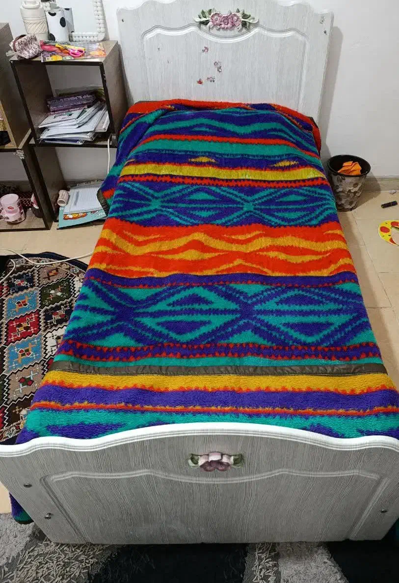 لوازم خانگی|مبلمان خانگی و میز عسلی|یزد, |دیوار