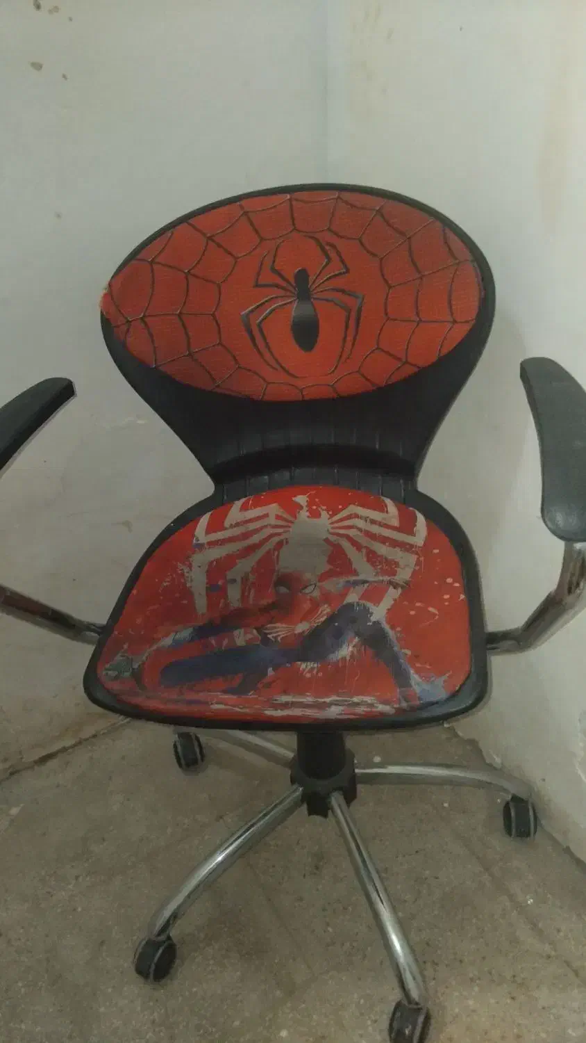 میزکامپیوتروصندلی چرخدار|میز تحریر و کامپیوتر|بیرجند, |دیوار