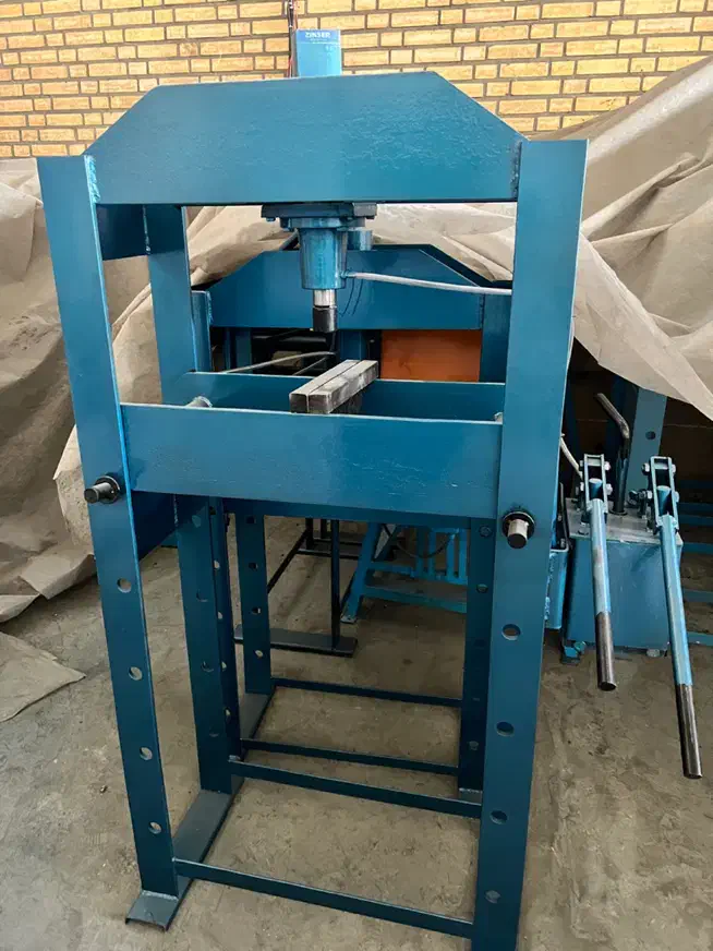 پرس هیدرولیک ۱۵ تن دستی|ماشین‌آلات صنعتی|تهران, وردآورد|دیوار