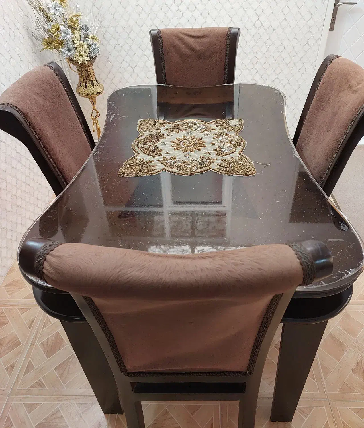 غذاخوری چوبی|میز و صندلی غذاخوری|میانه, |دیوار