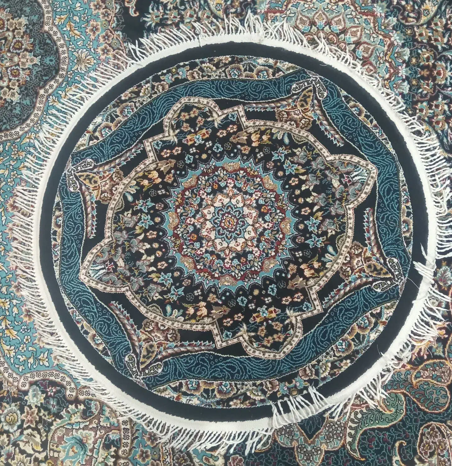 پادری گرد|فرش|پاکدشت, خاتون آباد|دیوار