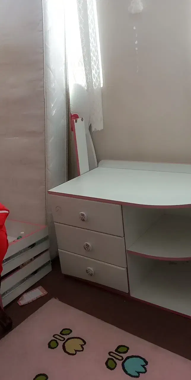 تخت دخترانه مدل کیتی|تخت و سرویس خواب|اندیشه, اندیشه فاز ۳|دیوار