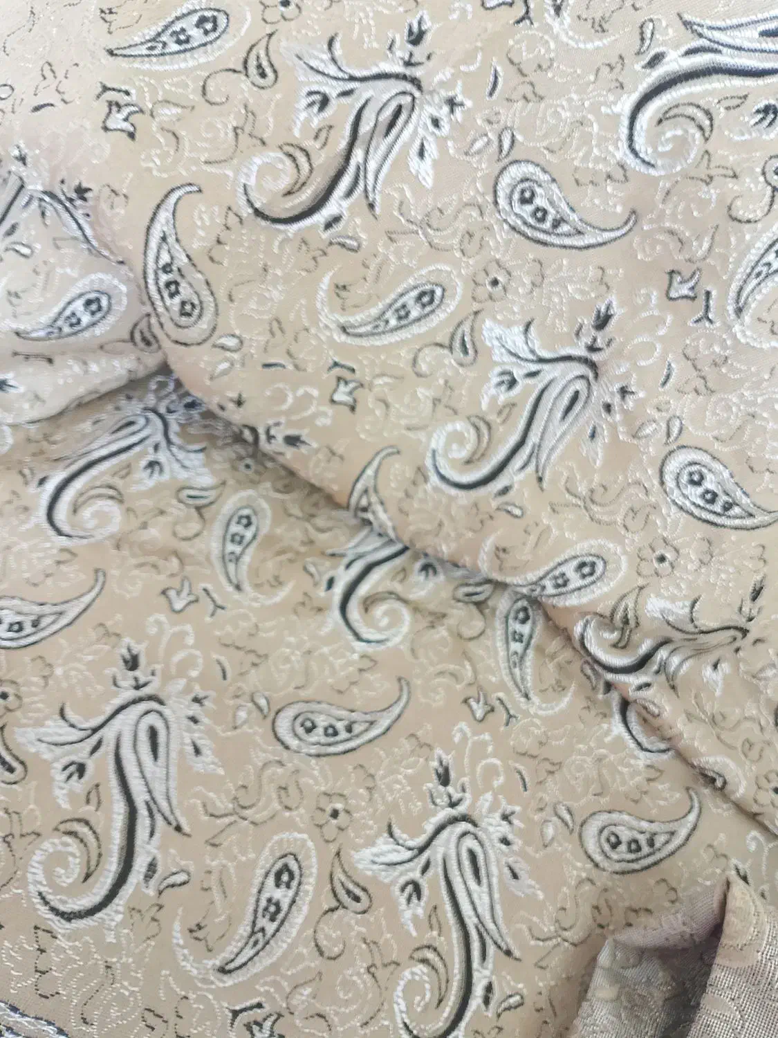 زیر سفره|سفره، حوله، دستمال آشپزخانه|زیویه, |دیوار