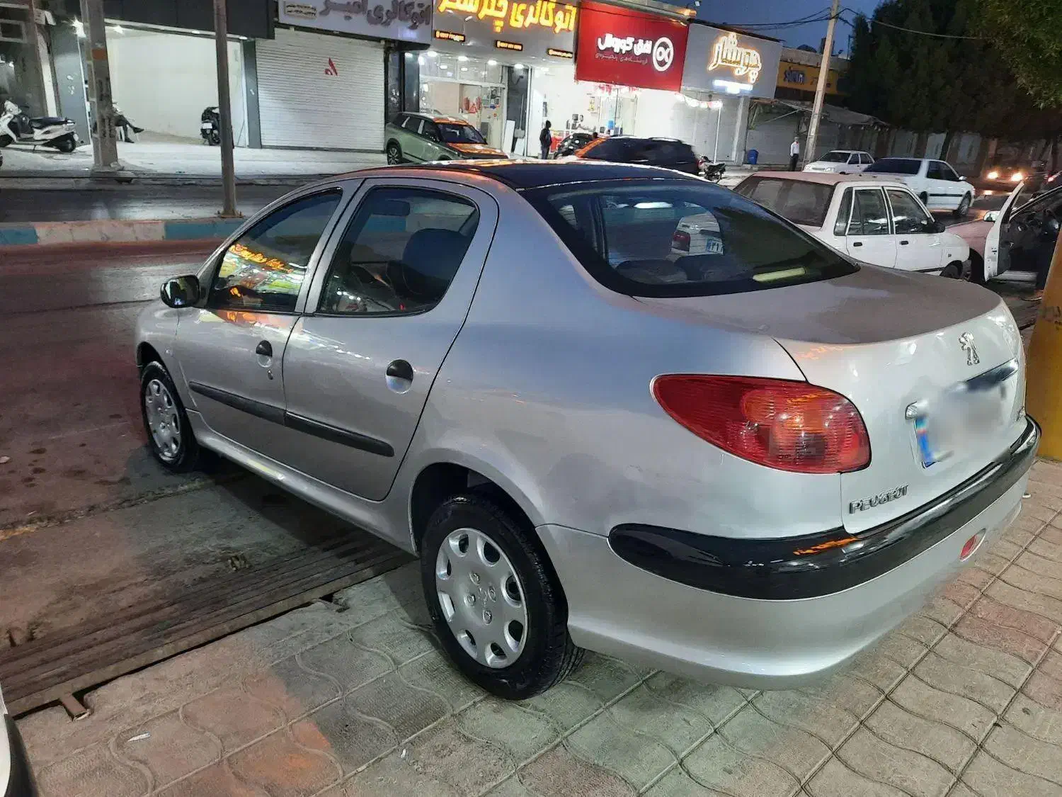 v8 مدل 86 صندوق دار 206|خودرو سواری و وانت|بوشهر, |دیوار