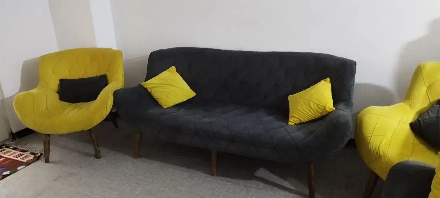 مبلمان تمیز و سالم و کم کارکرد|مبلمان خانگی و میز عسلی|اسلامشهر, شهرک قائمیه|دیوار