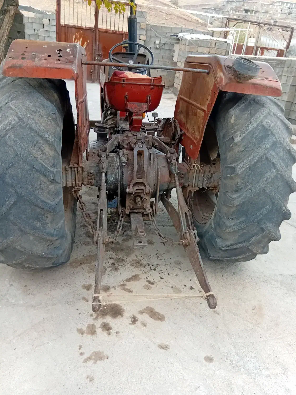 تراکتور۲۸۵|خودرو سنگین|هرسین, |دیوار