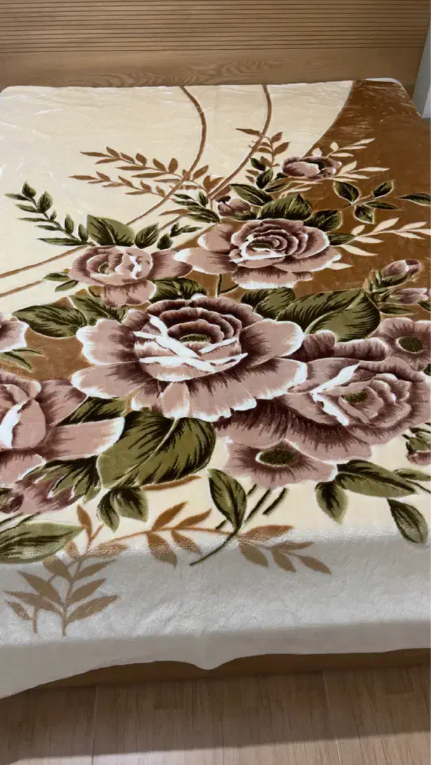 پتو گلبافت دونفره گرم بالا|رختخواب، بالش، پتو|کرج, گوهردشت|دیوار