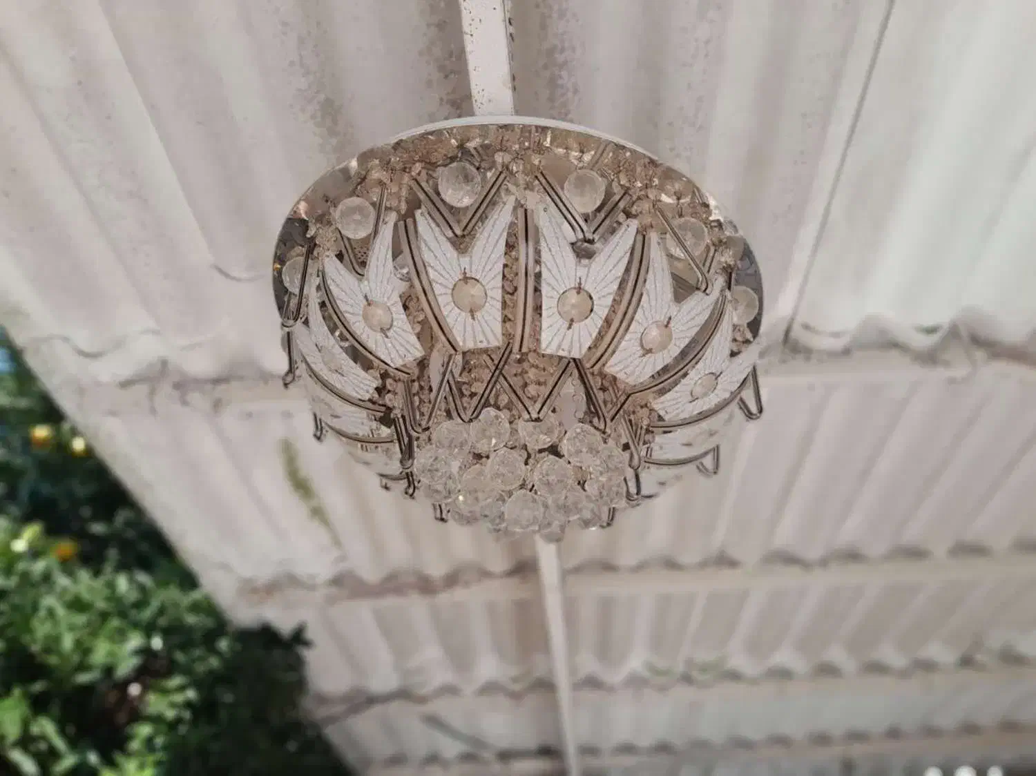 سه عدد لوستر سقفی|لوستر و چراغ آویز|فریدون‌کنار, |دیوار