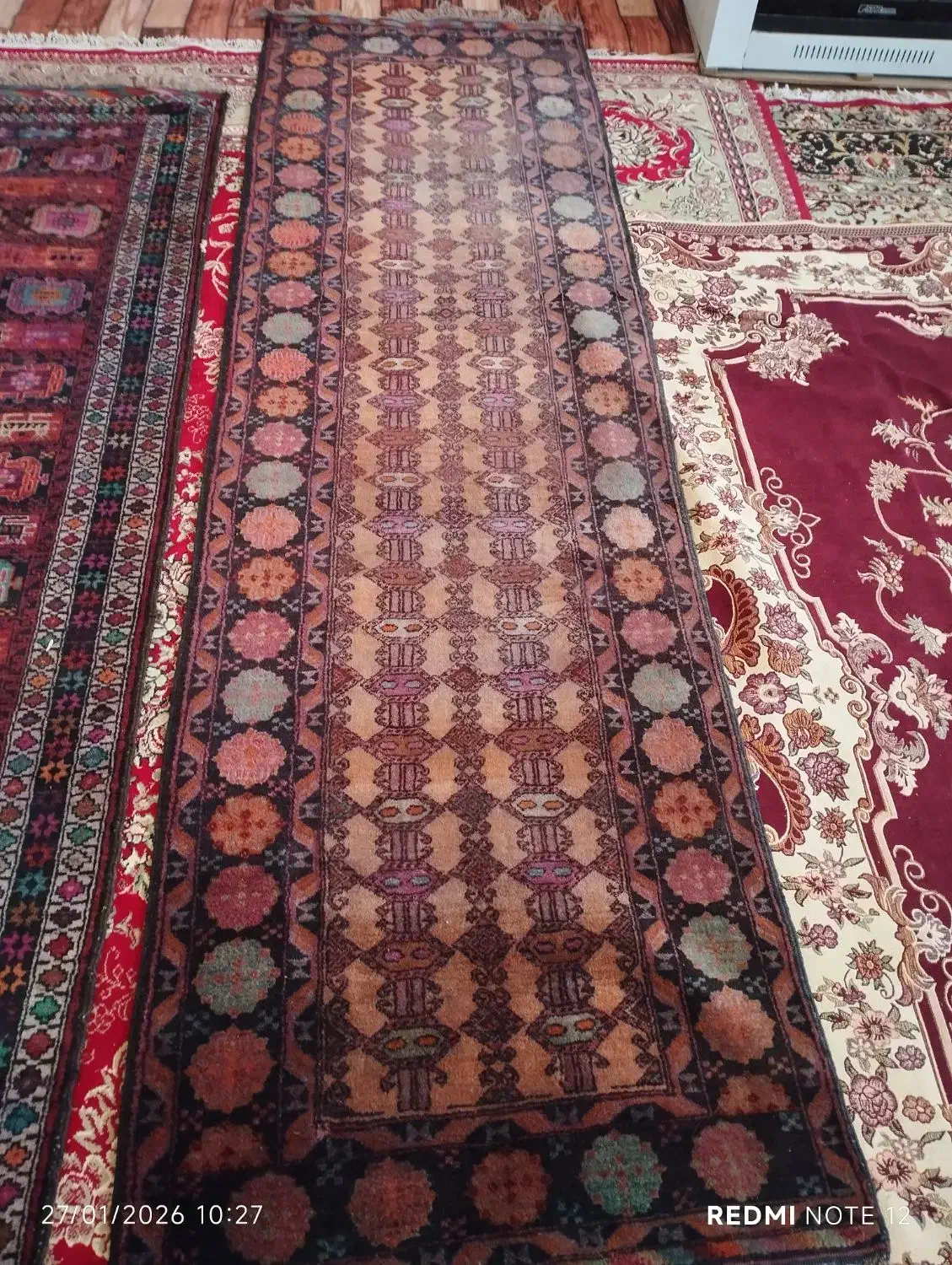 فرش دست بافت|فرش|نیشابور, گنبد سبز|دیوار