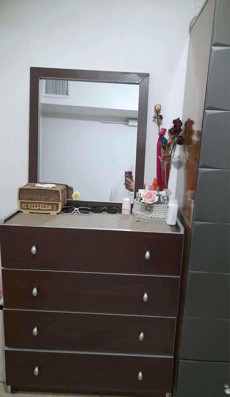 میز ارایشی سالم|جاکفشی، کمد، دراور|بهارستان, |دیوار