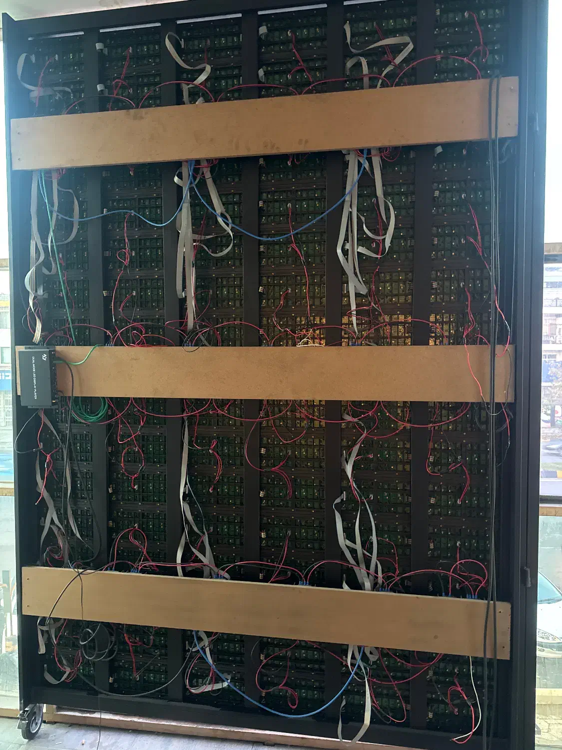 تلویزیون شهری (۲x۴) فول کالر تمایش روز|تلویزیون و پروژکتور|نوشهر, |دیوار