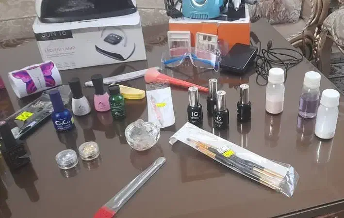 وسایل کاشت ناخن نو و کامل  با کارتن اصلی|آرایشی، بهداشتی، درمانی|فردیس, فردیس|دیوار