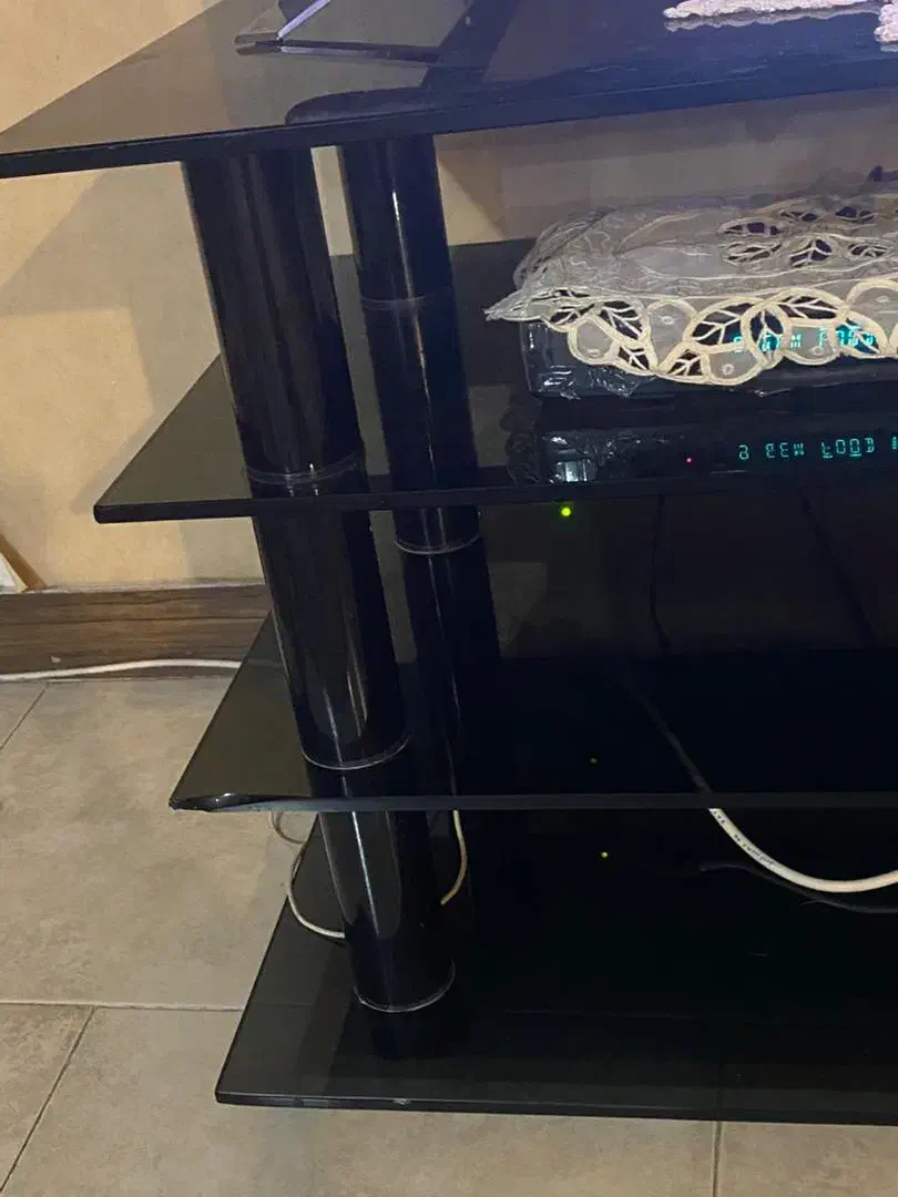 میز تلوزیون شیشه ای|میز تلویزیون|تهران, امیریه|دیوار