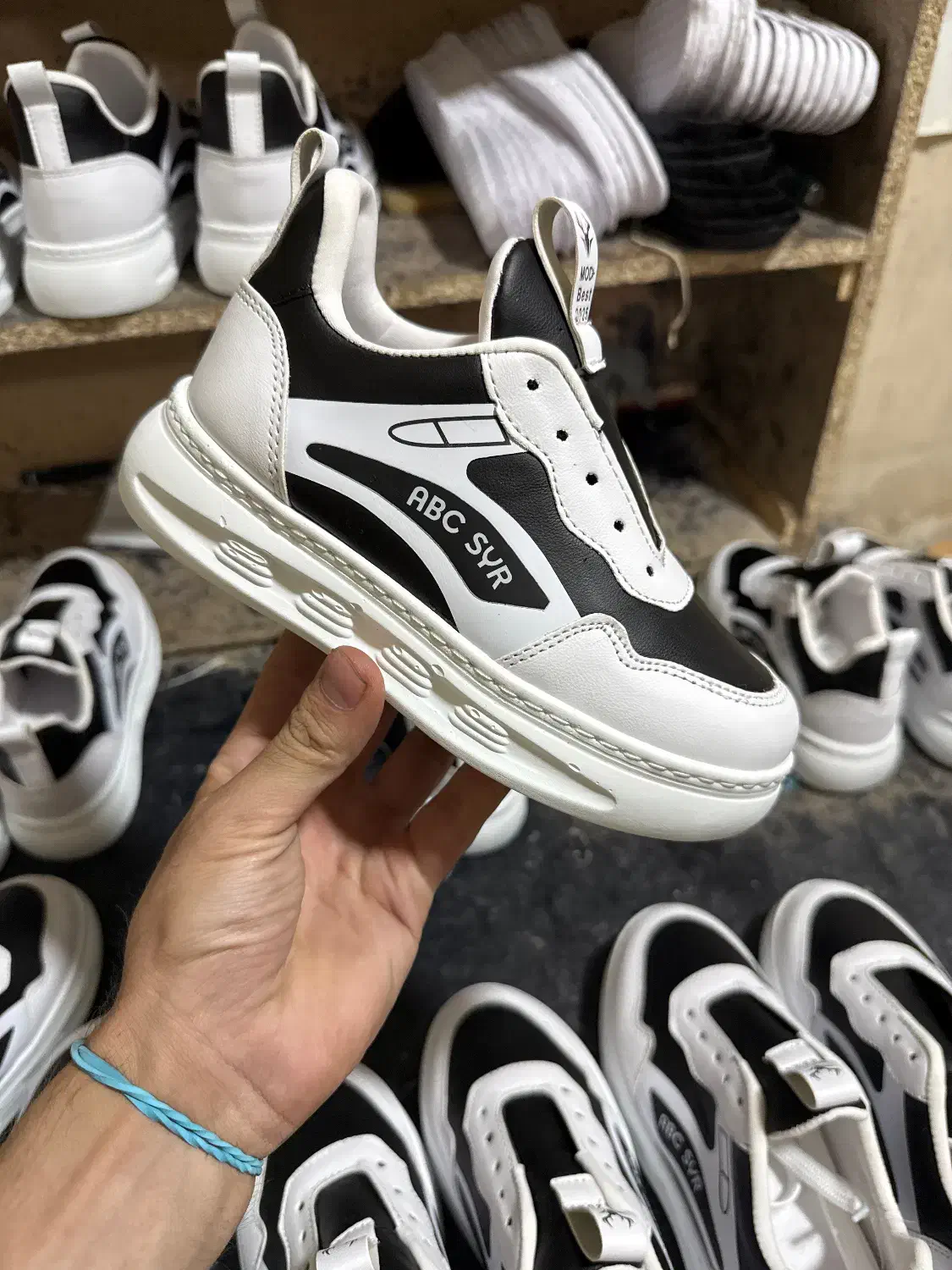 کفش اسپرت بچگانه برای دسفروشی|کیف، کفش، کمربند|تبریز, |دیوار