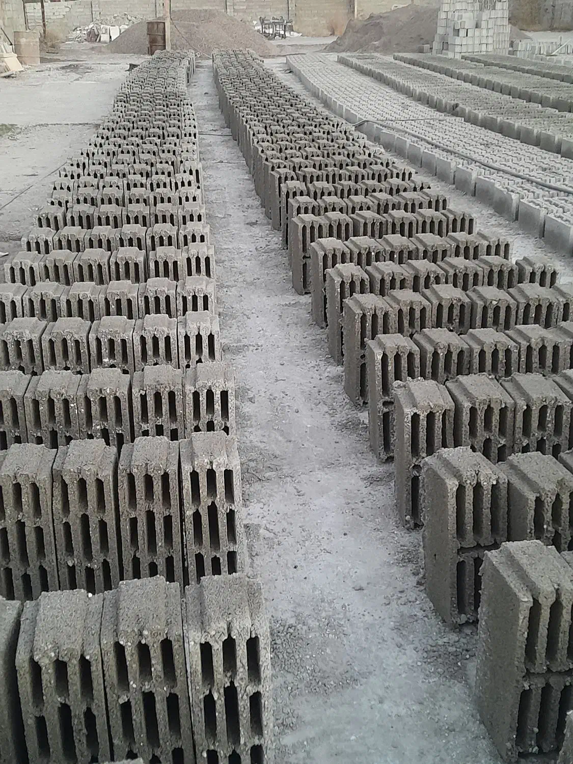 کار در گار گاه بلوک زنی|استخدام معماری، عمران و ساختمانی|اهر, |دیوار