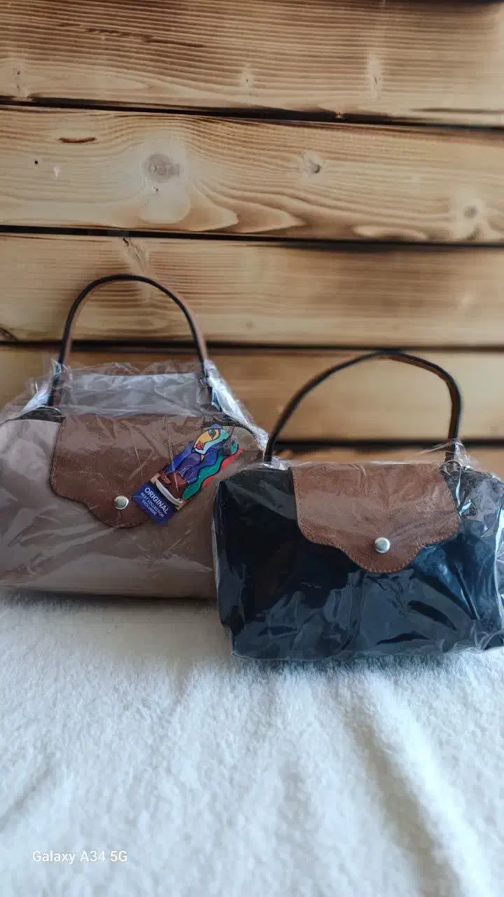 کیف|کیف، کفش، کمربند|اشتهارد, |دیوار