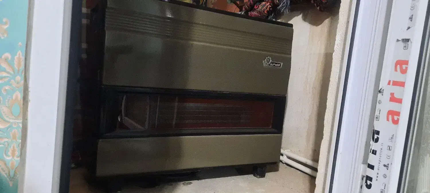 بخاری گازی ایران شرق ۸۰*۲۵|بخاری، هیتر، شومینه|هشتگرد, شهرک گلخانه|دیوار