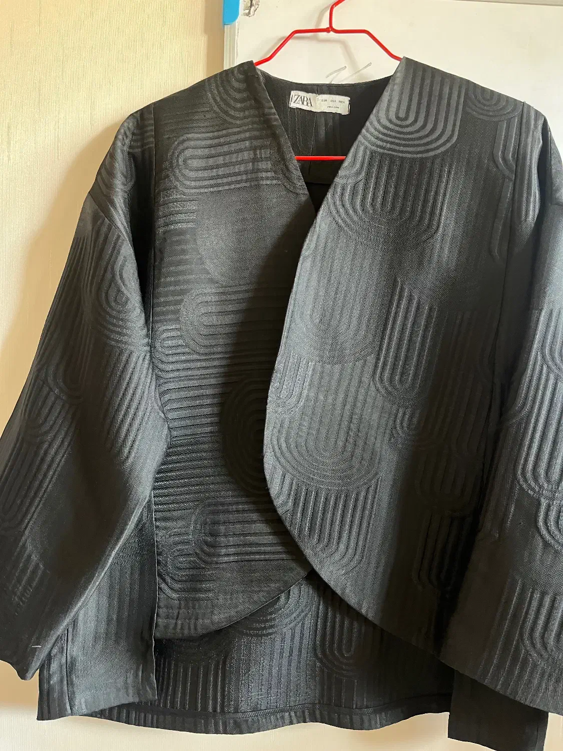 کت مجلسی|لباس|مشهد, سجاد شهر|دیوار