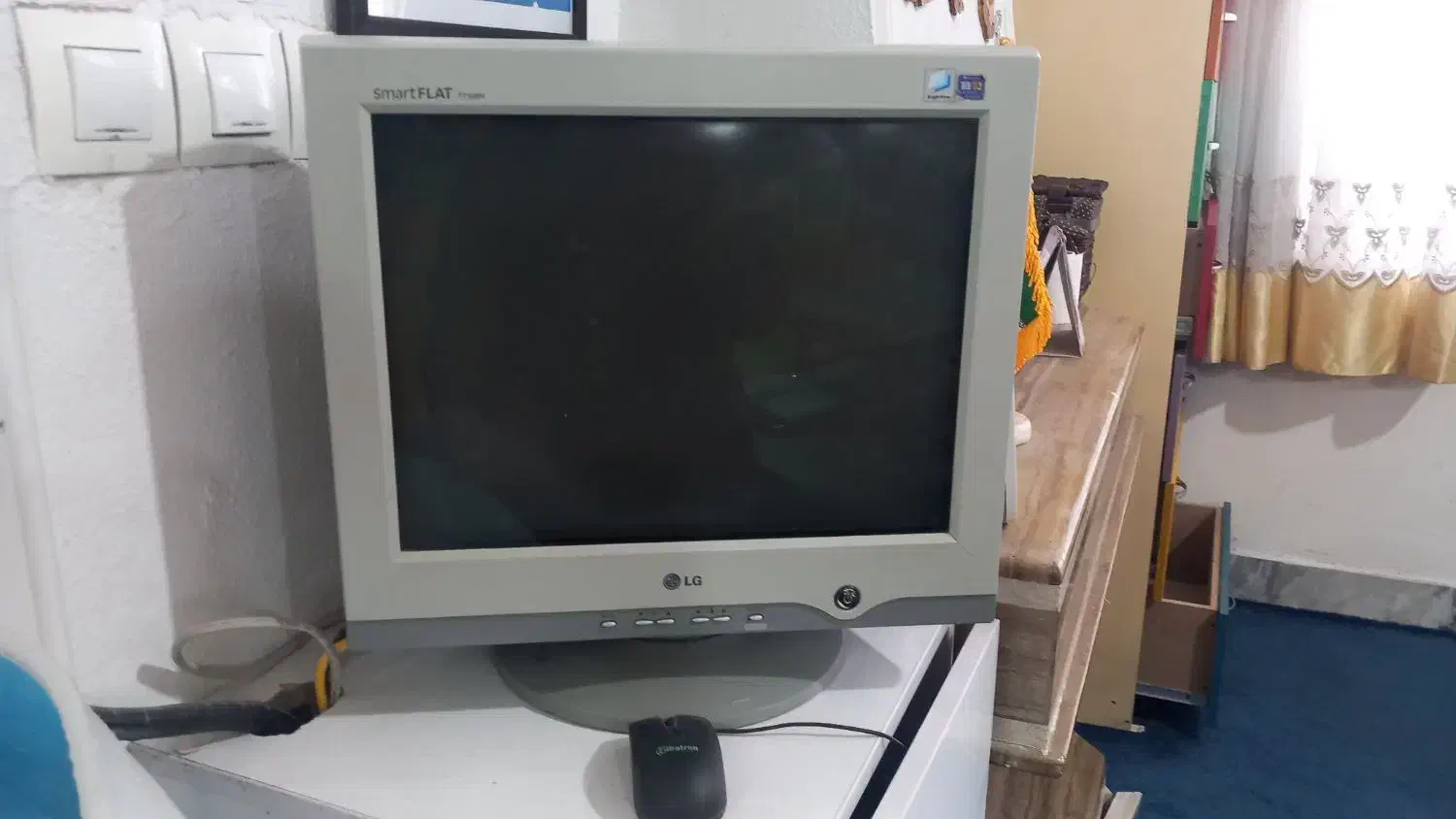 مرتب وسالم هستش|تلویزیون و پروژکتور|زاهدان, |دیوار