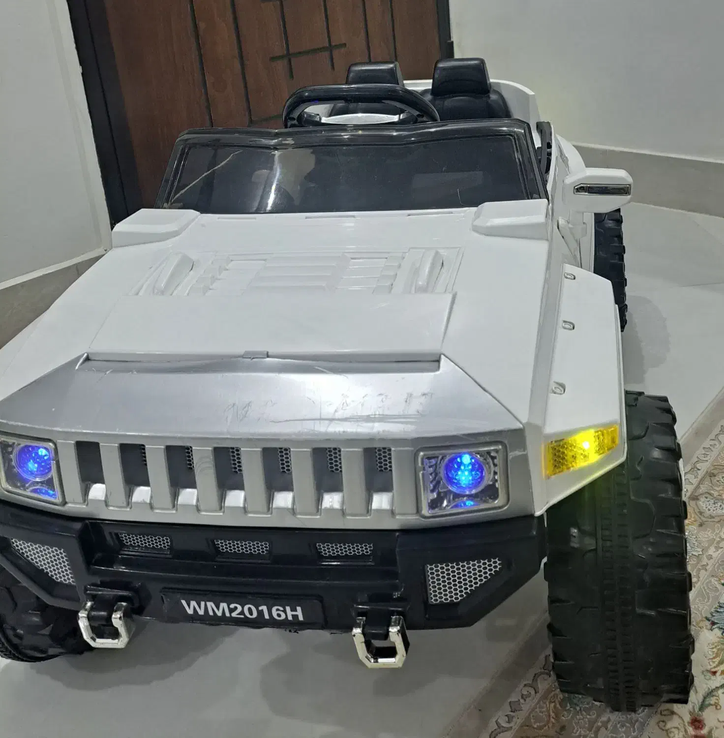 ماشین  شارژی|اسباب‌بازی بچه|مشهد, انقلاب|دیوار