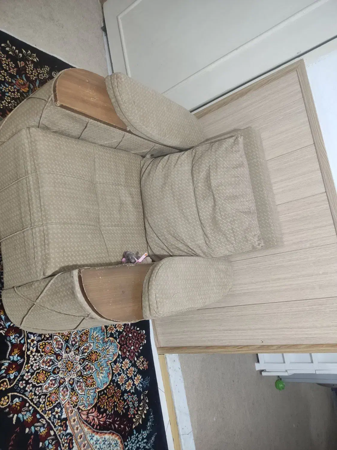 مبل گردویی|مبلمان خانگی و میز عسلی|مشهد, هنرور|دیوار