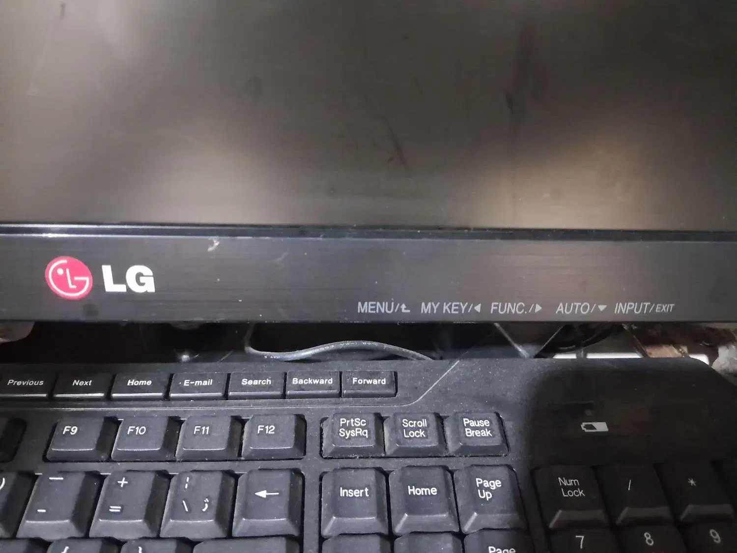 مانیتور ۱۹اینچ|قطعات و لوازم جانبی رایانه|ابهر, |دیوار