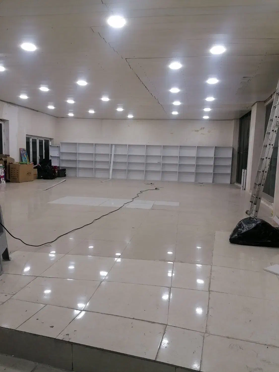 اجاره   حدودا 150 متر|اجارهٔ مغازه و غرفه|تهران, گمرک|دیوار