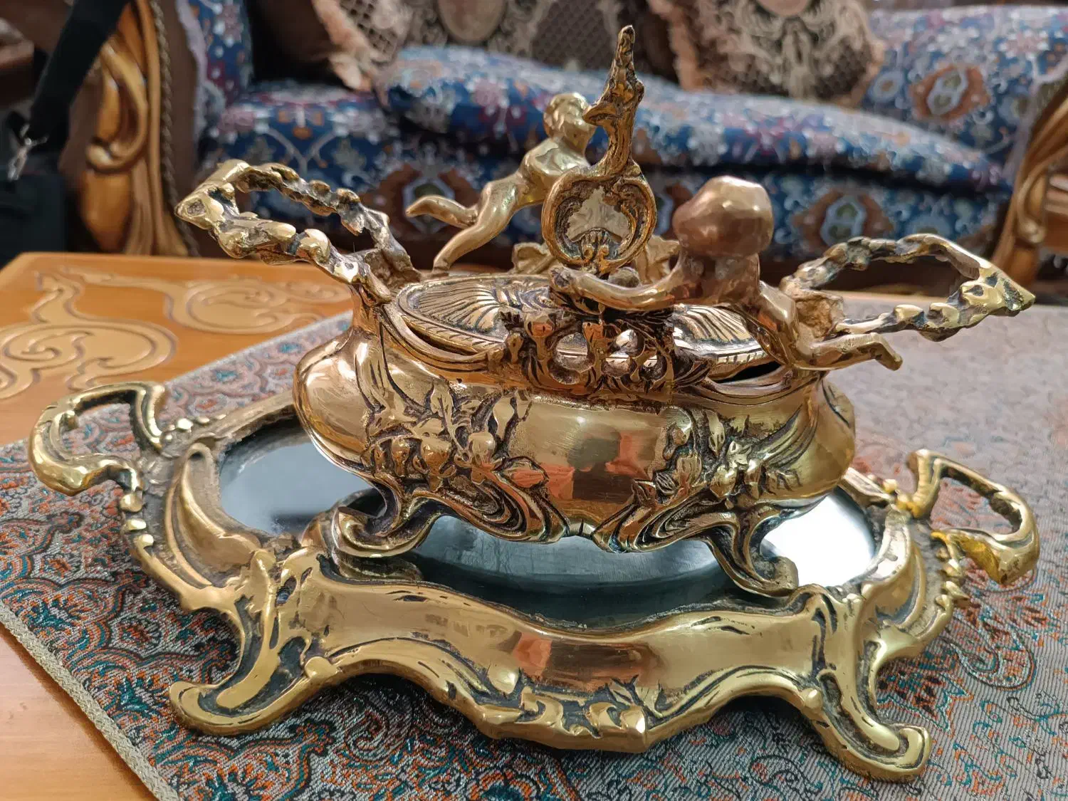 ظروف برنز برای دکوراسیون کلاسیک ،سنتی و سلطنتی|صنایع دستی و سایر لوازم تزئینی|شاهینشهر, شهرک هشت بهشت|دیوار