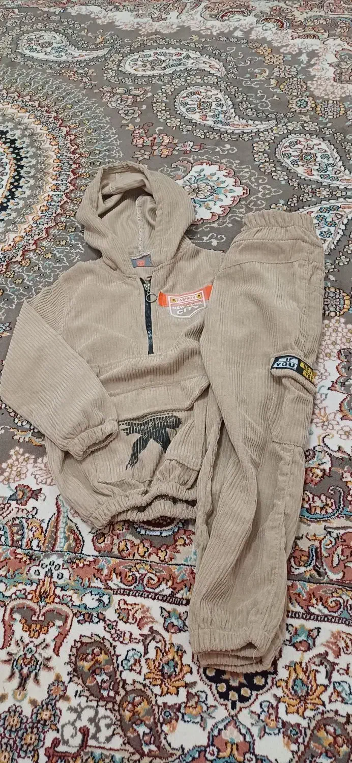 وسایل بچه همش در حد نو|کفش و لباس بچه|کامیاران, |دیوار