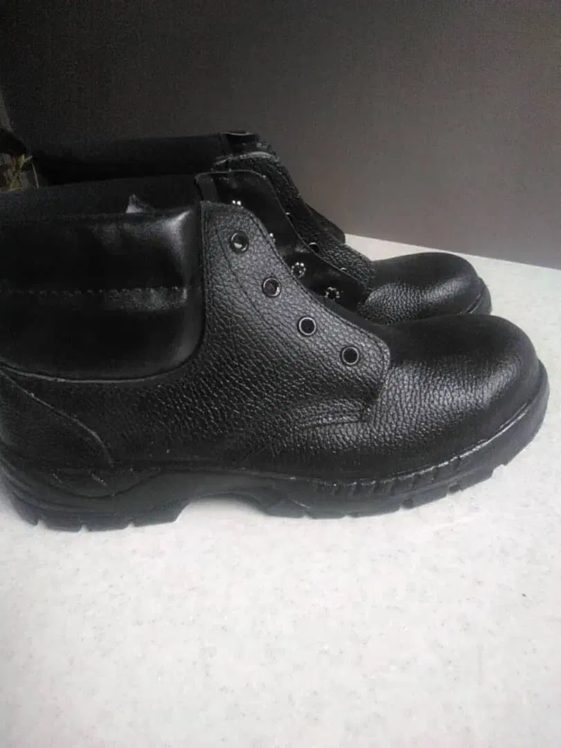 کفش ایمنی مارک نگهبان|کیف، کفش، کمربند|مرودشت, فیروزی|دیوار