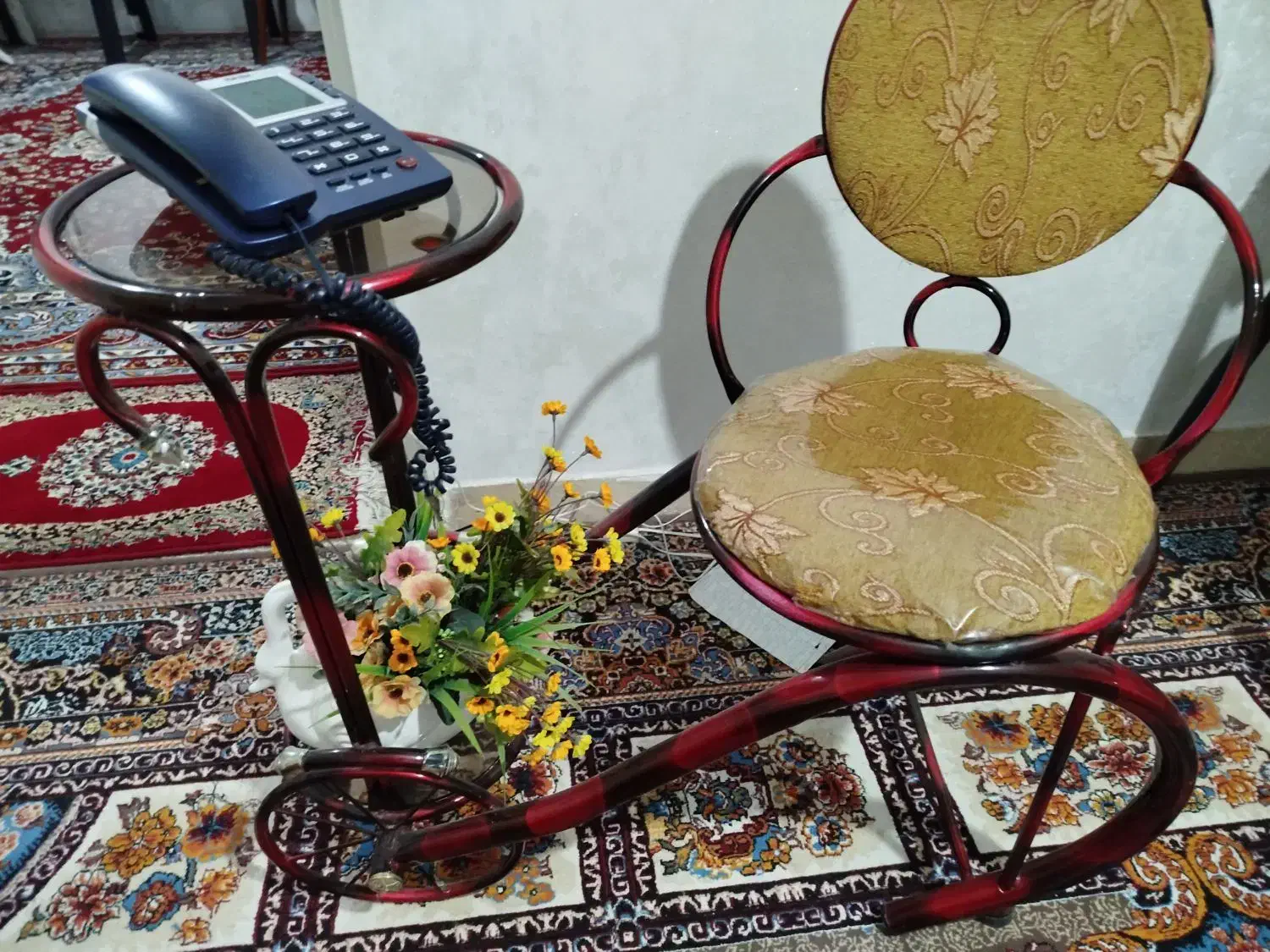 میزتلفن محکم در حدنو|میز تلفن|آباده, |دیوار