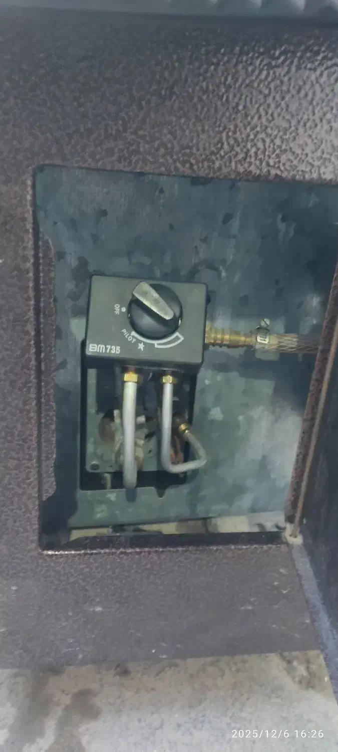 بخاری طرح شومینه بزرگ و|بخاری، هیتر، شومینه|آق قلا, |دیوار