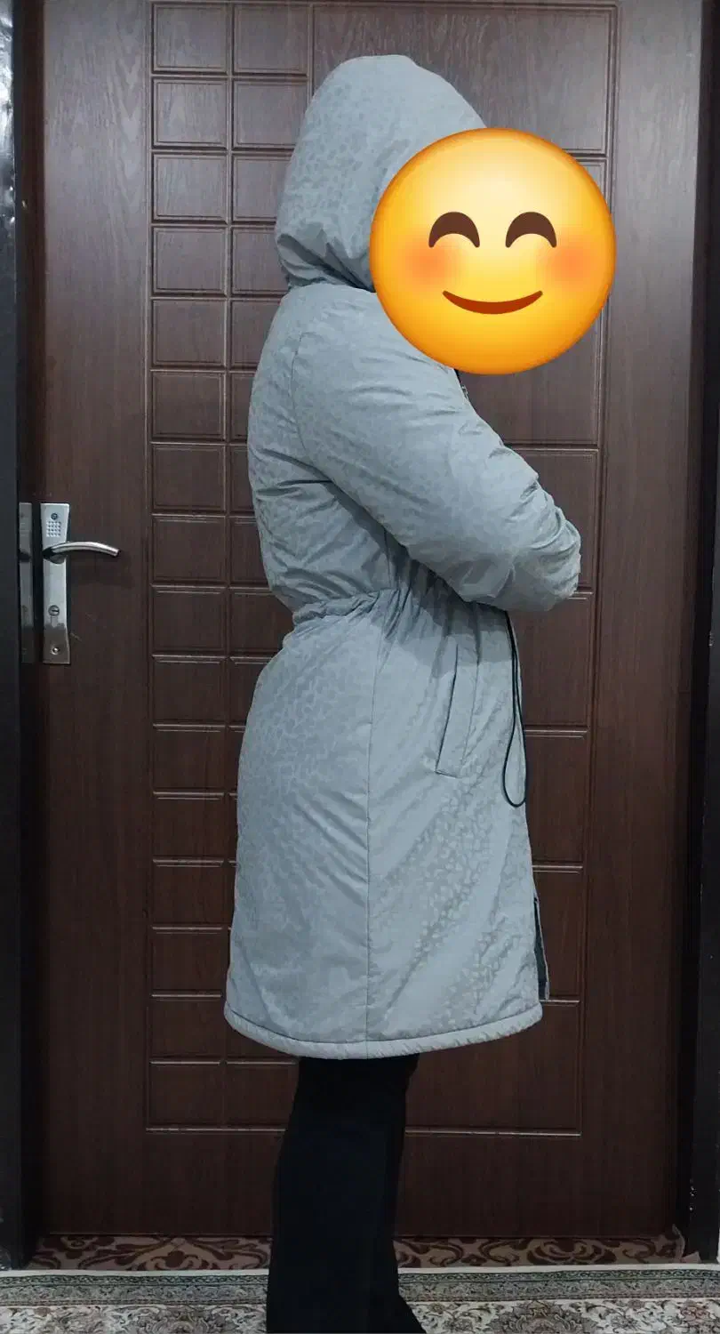 پالتو|لباس|قروه, |دیوار