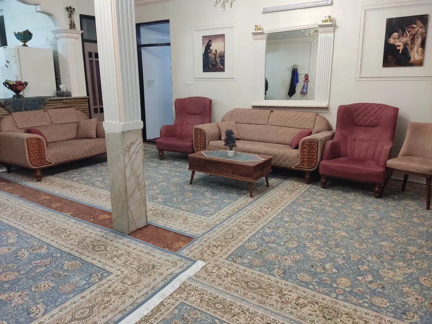 مبل هفت نفره|مبلمان خانگی و میز عسلی|اسفرورین, |دیوار