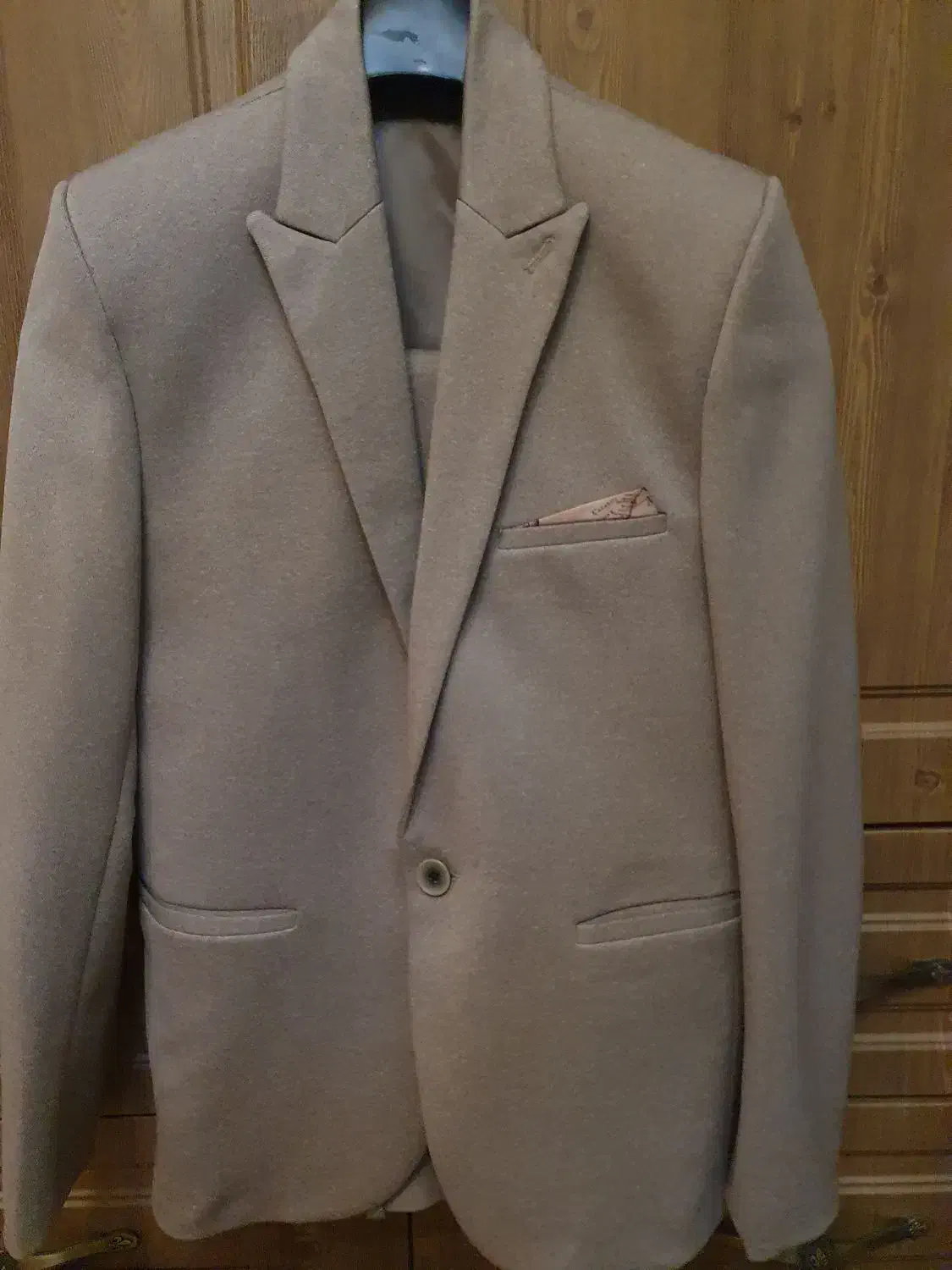 لباس|لباس|شیراز, قدوسی شرقی|دیوار