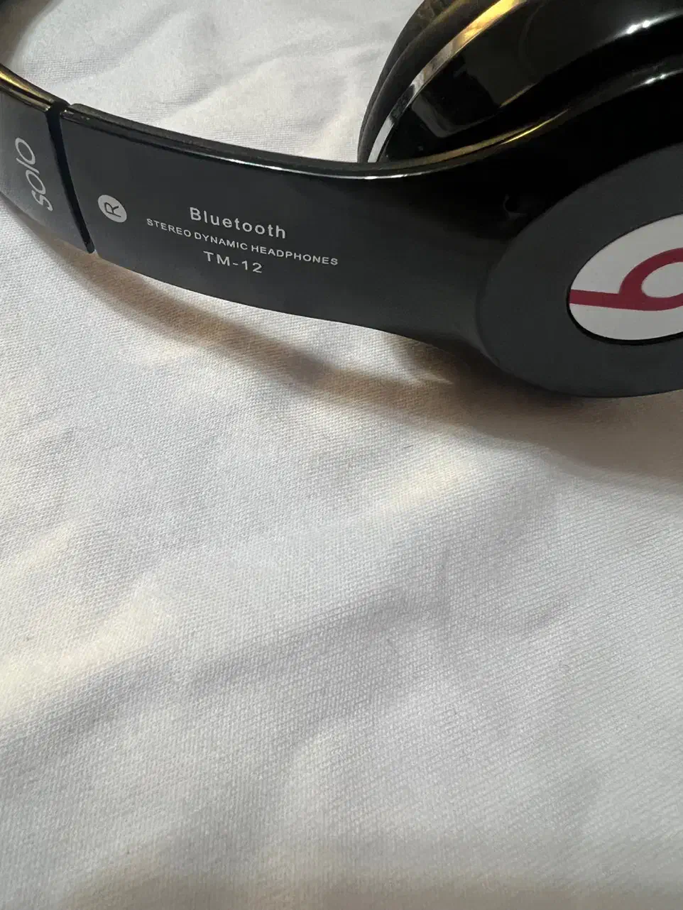 هدفون مدل beats solo|لوازم جانبی موبایل و تبلت|صومعهسرا, |دیوار