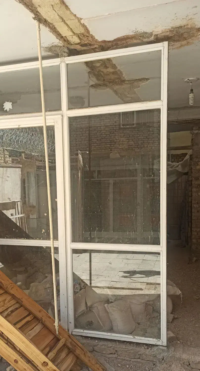 فروش درب آلومینیومی|مصالح و تجهیزات ساختمان|اصفهان, فرح آباد|دیوار