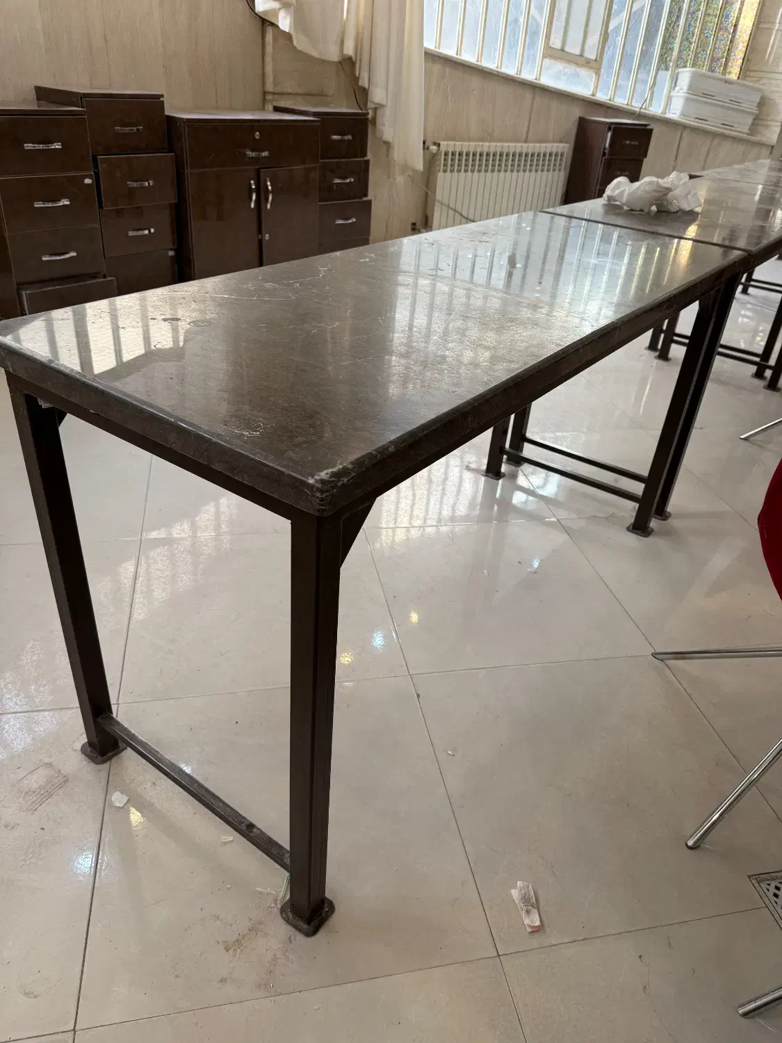 میزسنگی پایه اهنی|میز و صندلی غذاخوری|یزد, |دیوار