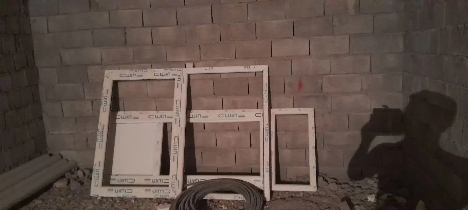 پنجره پی وی سی دوجداره با شیشه گرفتم اض|مصالح و تجهیزات ساختمان|قلعه قاضی, |دیوار