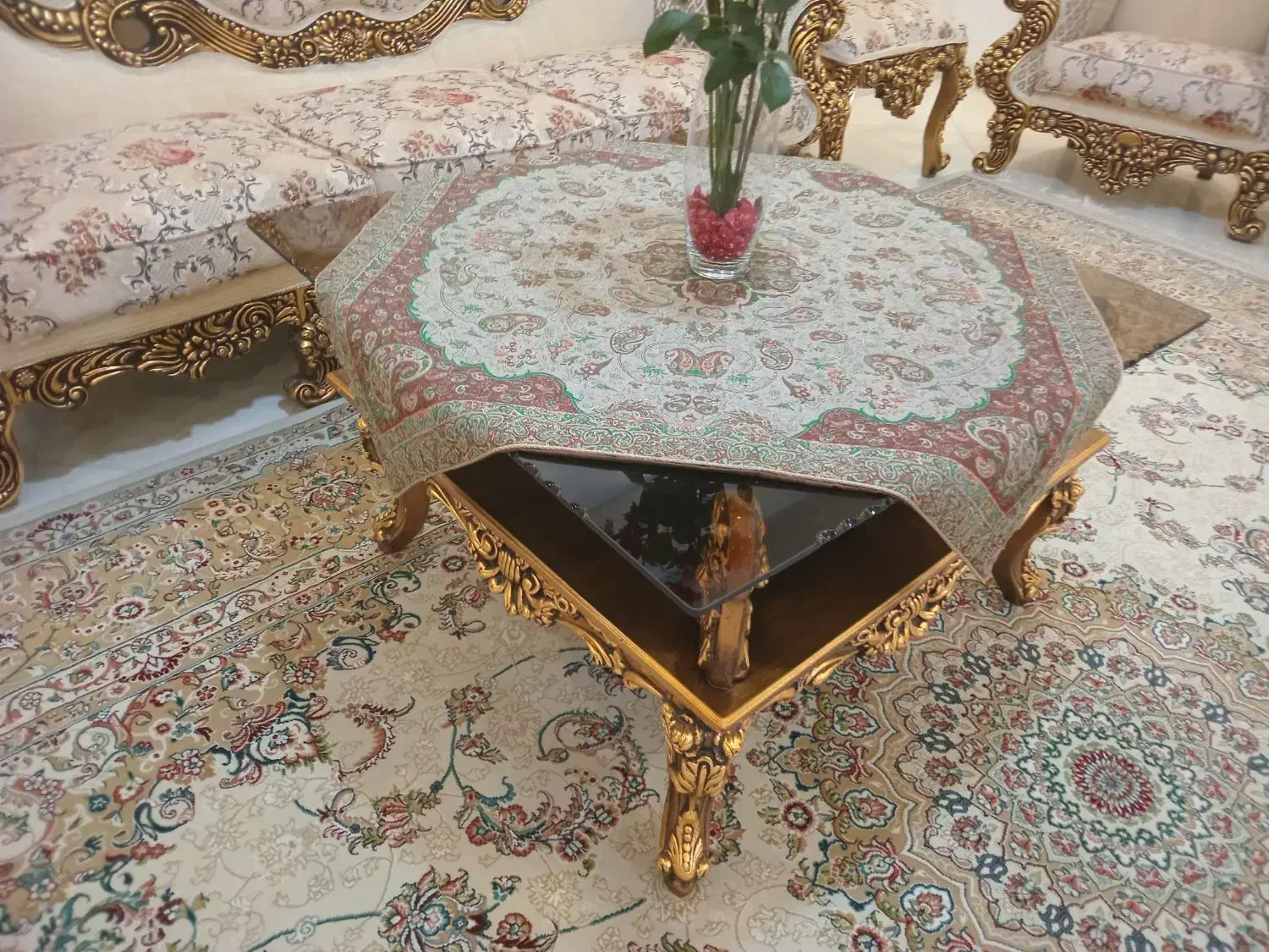 مبل سلطنتی|مبلمان خانگی و میز عسلی|گرگان, |دیوار