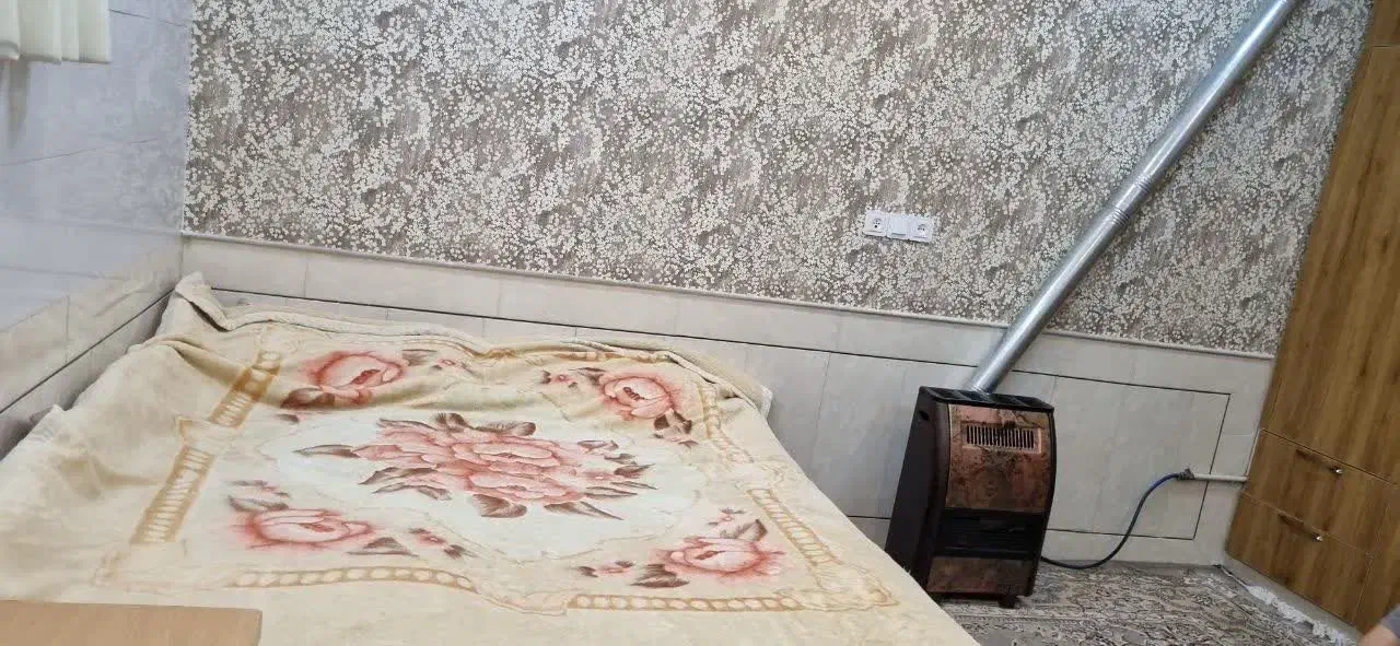 سوئیت دارای تراس و پارکینگ در مرکز شهر|اجارهٔ کوتاه‌مدت آپارتمان و سوئیت|کاشان, سرپله جدید|دیوار