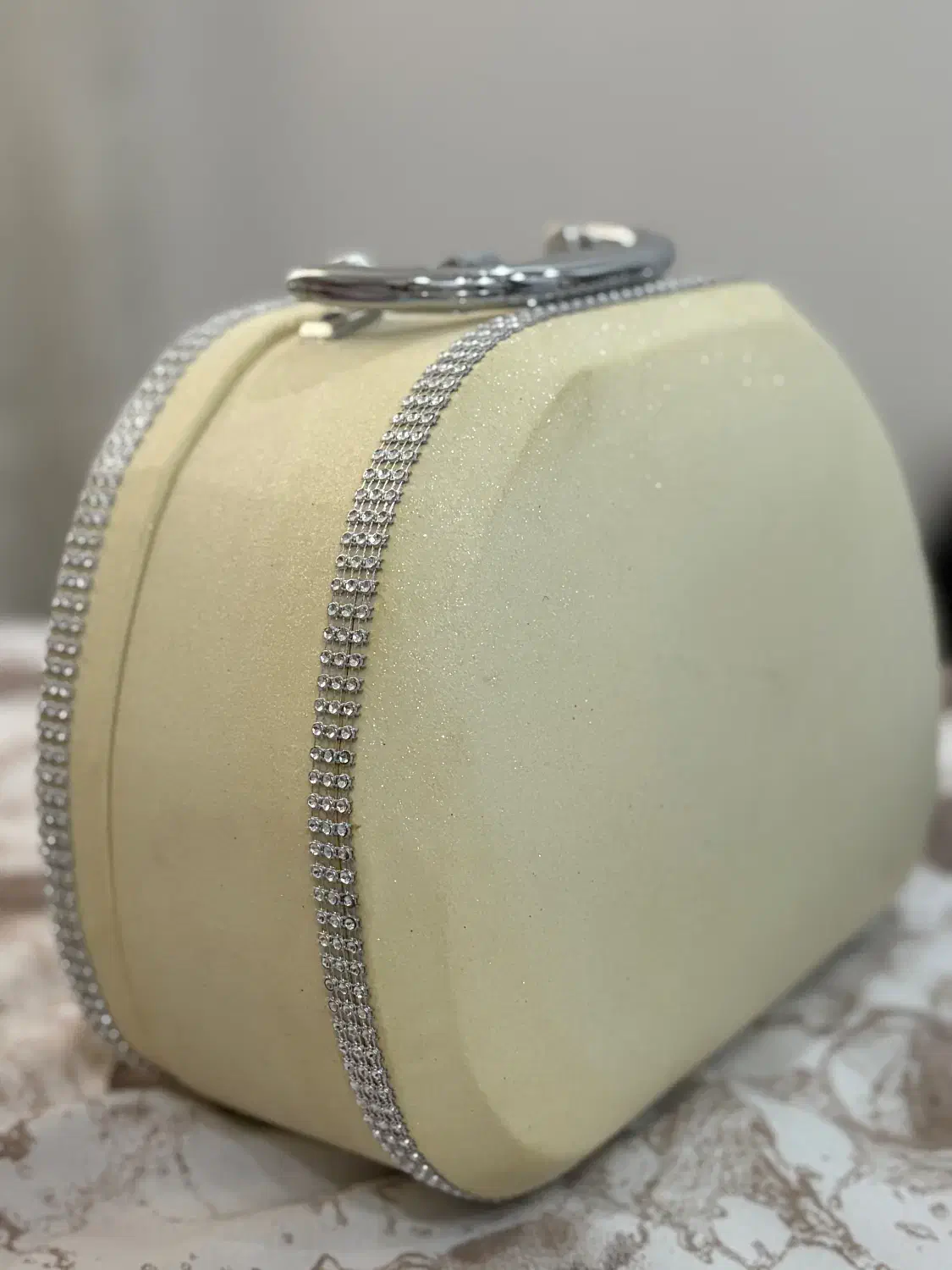 چمدون لوازم ارایشی|آرایشی، بهداشتی، درمانی|اراک, |دیوار