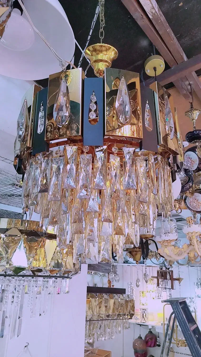 لوستر کریستالی ۵۰|لوستر و چراغ آویز|گرگان, |دیوار