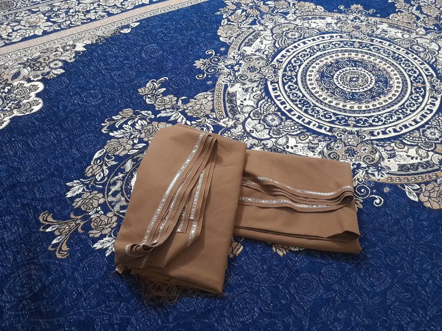 پارچه دوخته نشده کوا و پاتول|لباس|بوکان, |دیوار