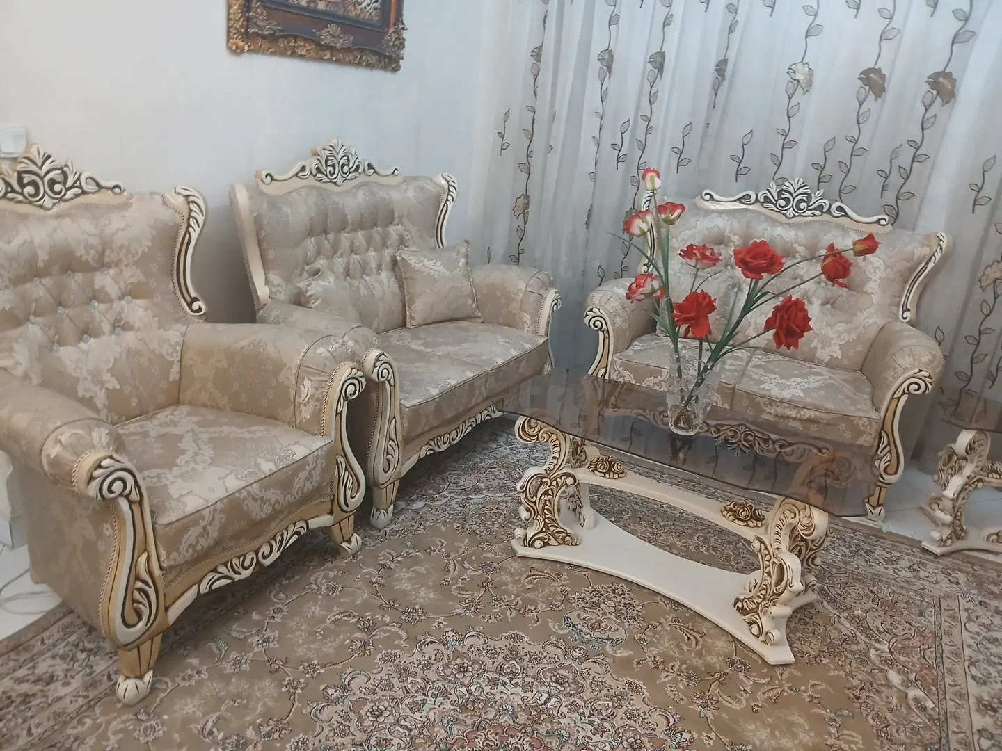 مبل ۹ نفره یک دانه میز و ۲ عسلی به علت جابه جایی|مبلمان خانگی و میز عسلی|تهران, آشتیانی|دیوار
