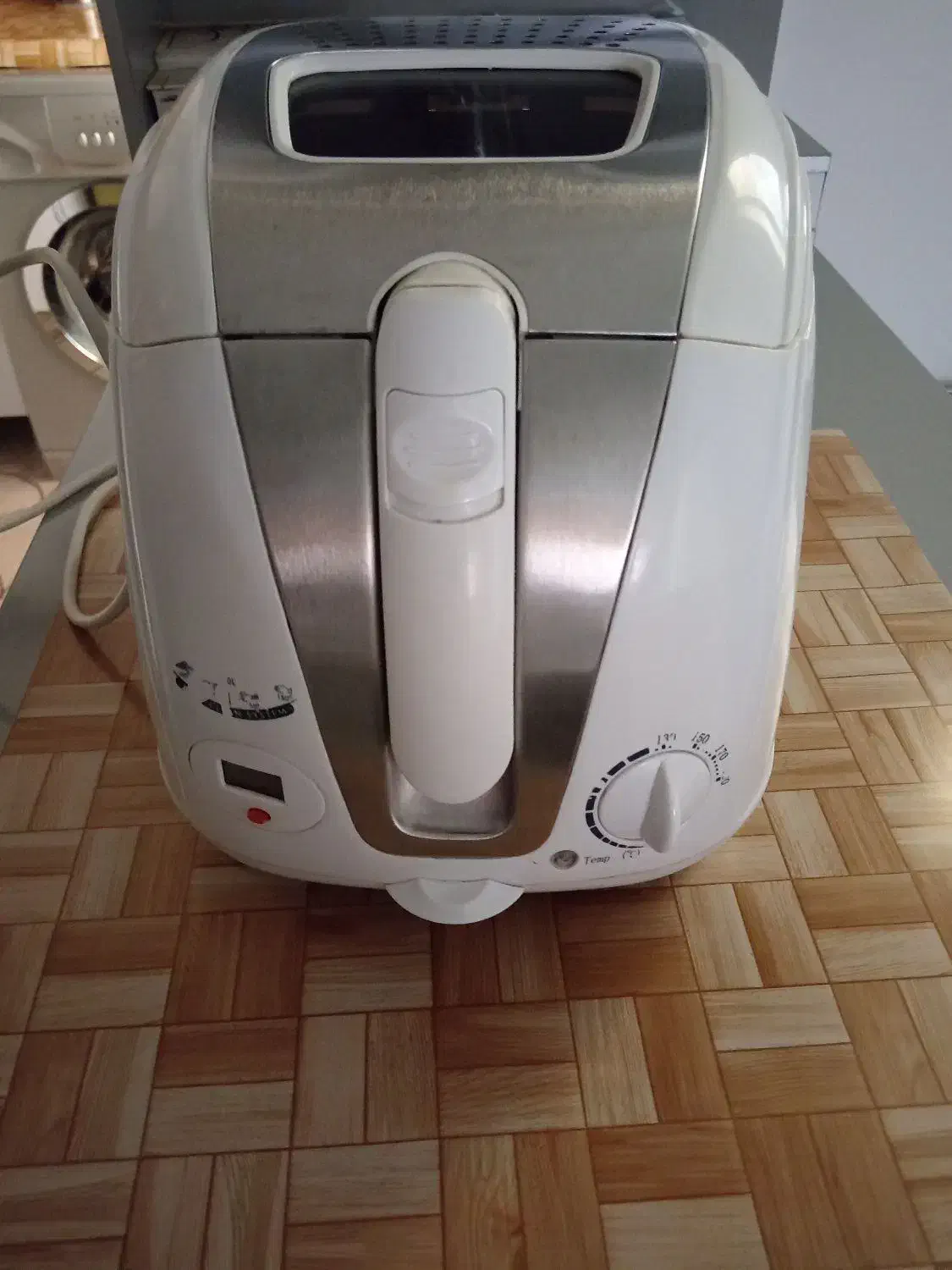 سرخ کن|سایر لوازم برقی|صدرا-فارس, فاز ۲|دیوار